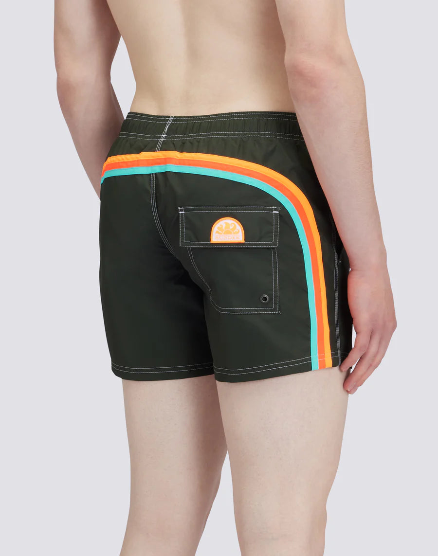 Sundek mens pine trunks